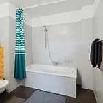 Home2stay In Altstadt