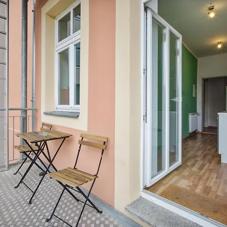 Home2stay Apartmenthaus *