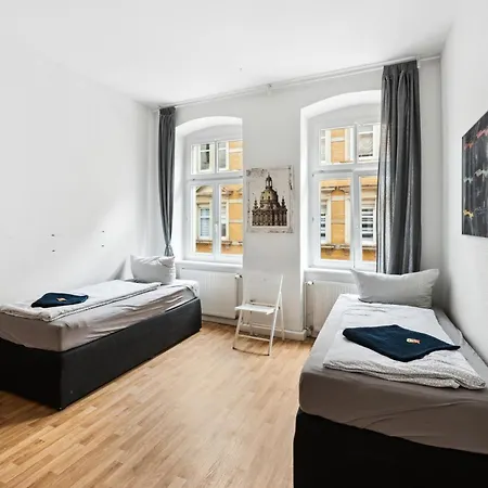 Home2stay In Altstadt *