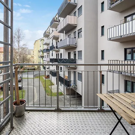 Home2stay In Altstadt