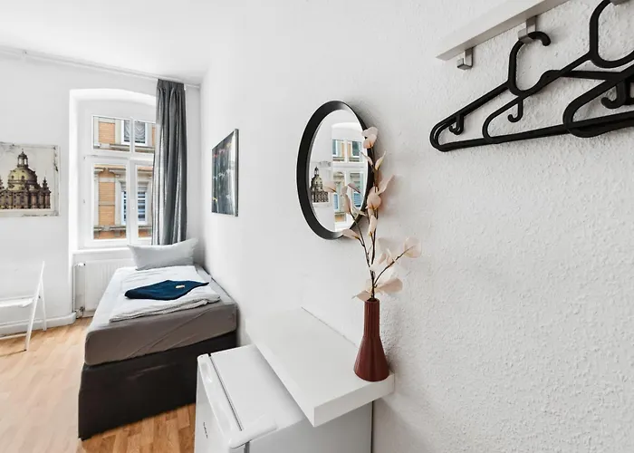 Home2Stay Apartments In Dresden Altstadt