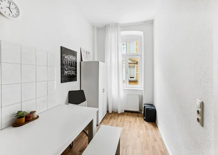 Home2Stay Apartments In Dresden Altstadt *