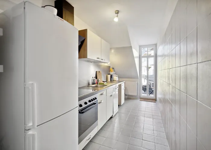 Home2Stay Apartments In Dresden Altstadt Daire Dresden