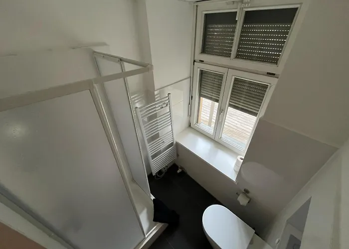 Home2stay In Altstadt